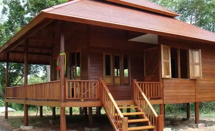 Rumah kayu tradisional